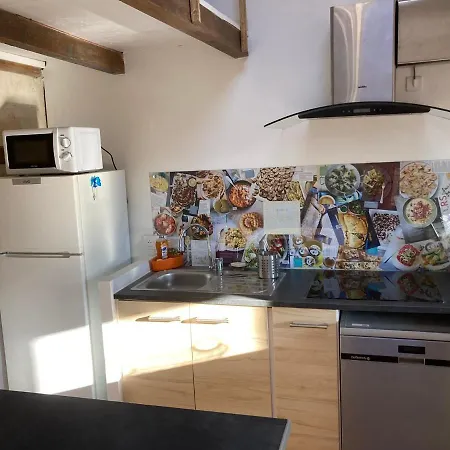 Pelissanne, Superbe Appartement Entierement Renove Exterior photo