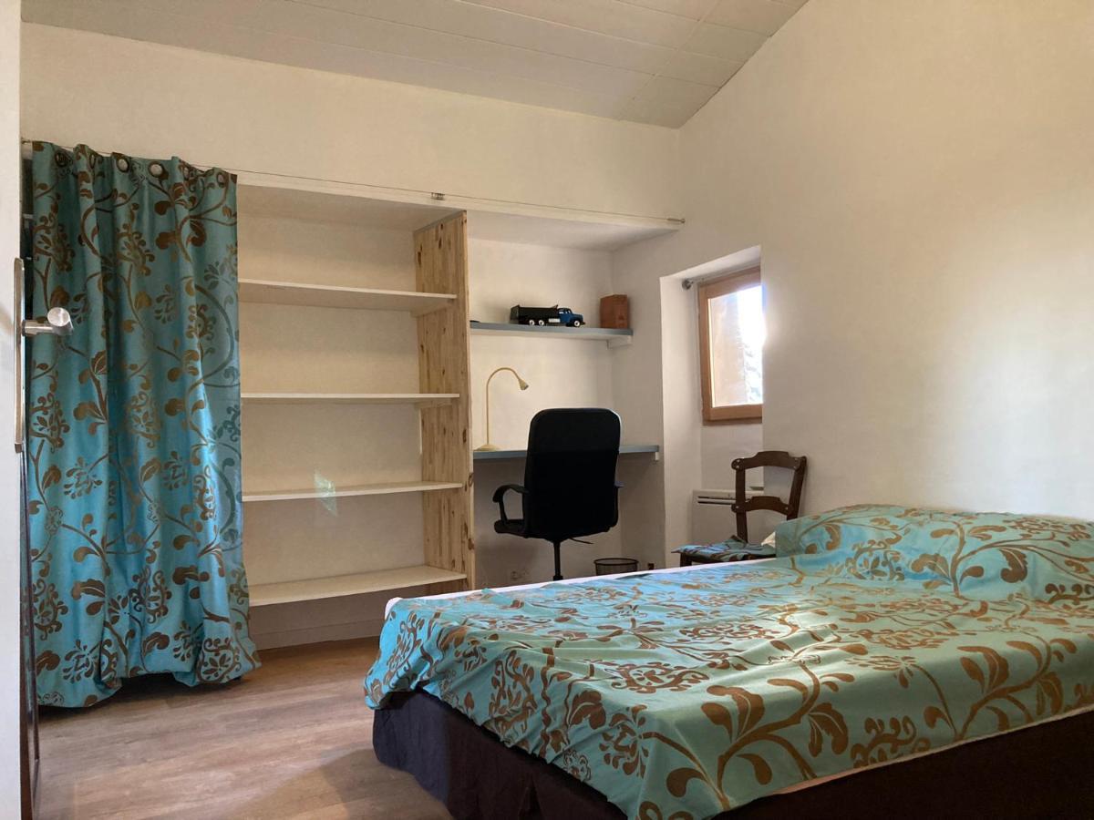 Pelissanne, Superbe Entierement Renove Apartment *